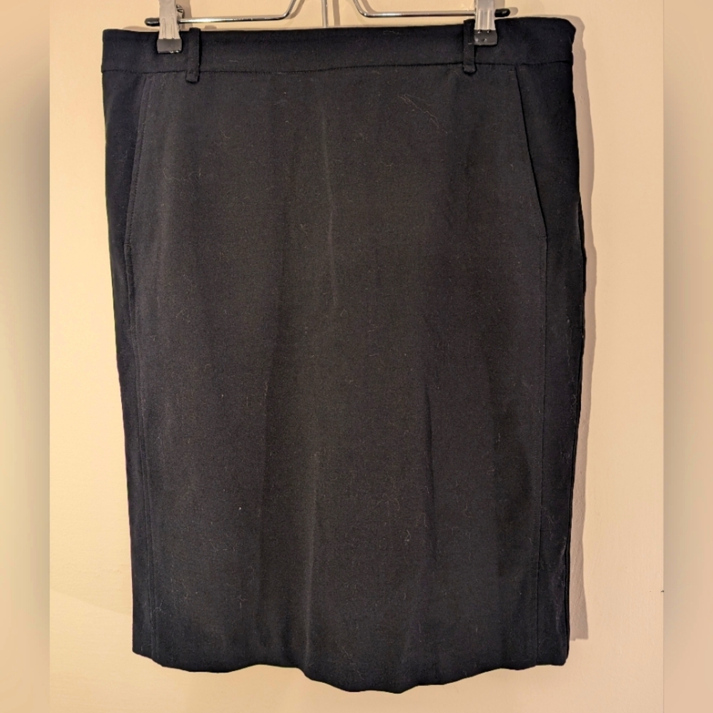 BCBG black pencil skirt with pockets size 10